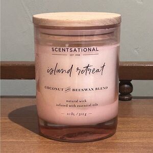 Scentsational "Island Retreat" Coconut & Beeswax Blend Luxury Scented Candle